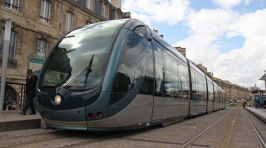 跨国企业如何在分裂的美国保护自己？