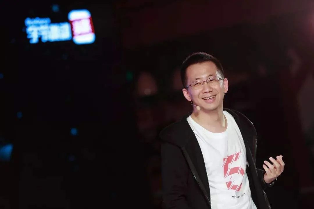 TikTok事件：书生张一鸣，社会人特朗普！