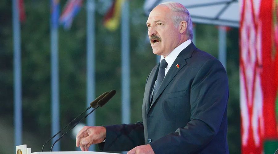 6次连任在位超过30年，白俄罗斯总统卢卡申科的长寿秘诀是什么？