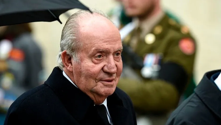 西班牙皇室狗血，前国王自我流放！