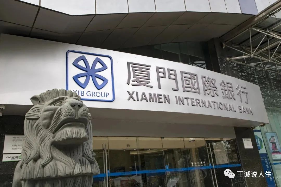 校招应届生不喝酒被领导打耳光 这社会还有王法吗？