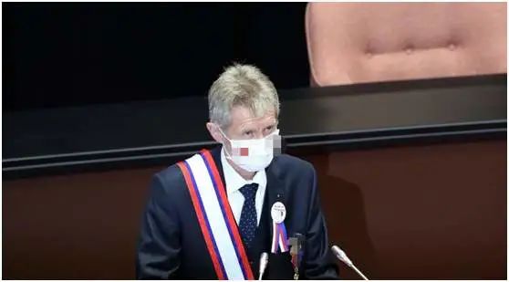 捷克这次惹大了！外交部向捷克驻华大使提出严正交涉！