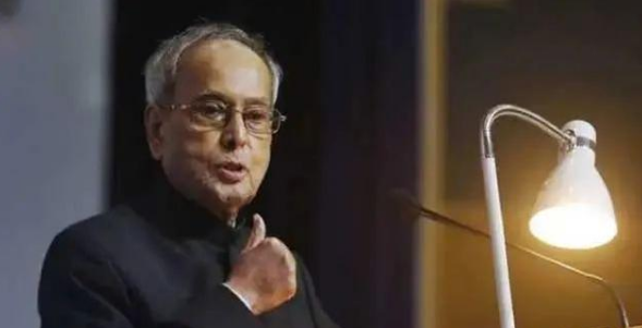 印度抗疫有多惨？前总统刚刚死了！