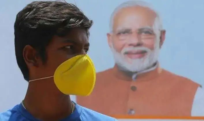 印度崩溃前夜，莫迪想拖全球下水！