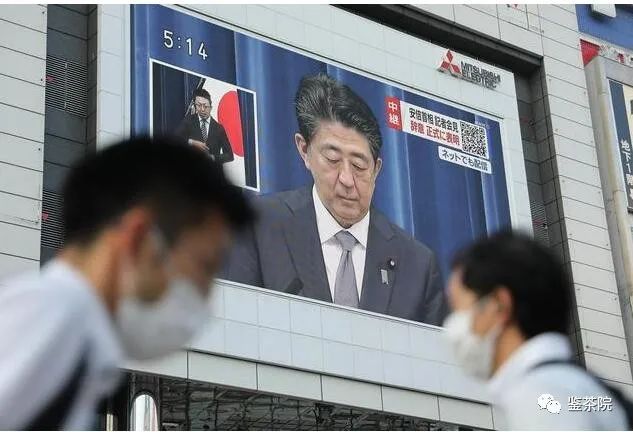 安倍病退二线，日本要蒙混过关？