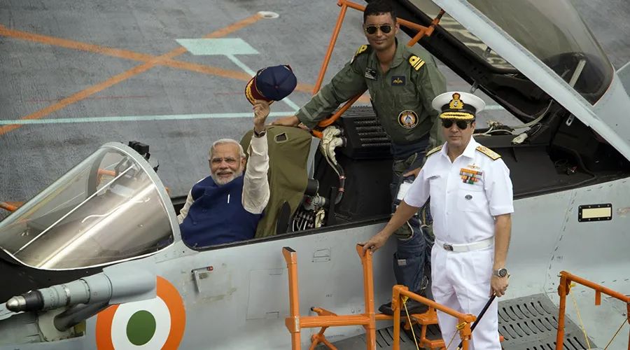 被民族主义挟持的畸形民主：日增确诊9万却不全力抗疫！