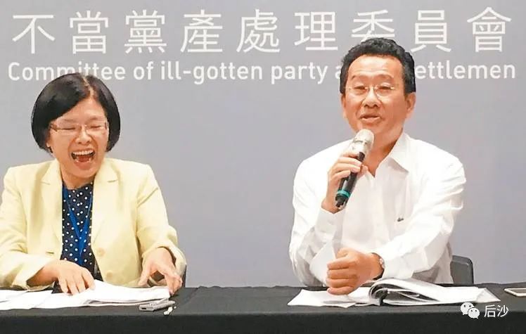 没钱没枪没皮没脸！国民党却还在无原则地求“和平”！