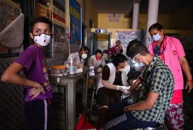 三哥用了俄罗斯疫苗！