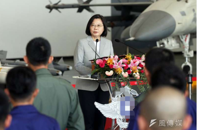 连美国反华议员都怂了，蔡英文咋还不知死活？