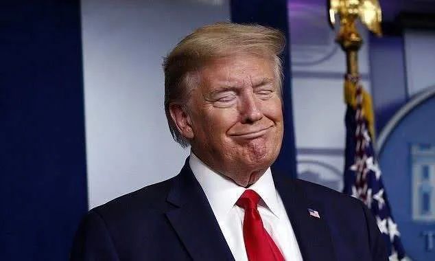 特朗普身后最恐怖的力量！