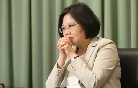 近期对台湾释放的信号有点耐人寻味！