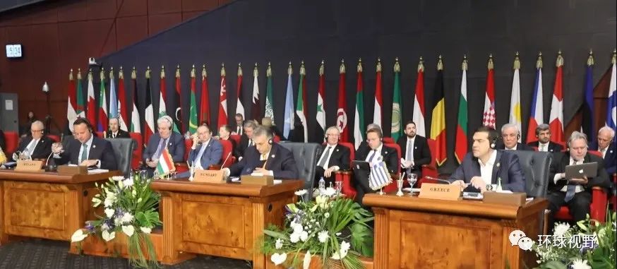 西方给自己挖了3个巨大“陷阱”，每一个都是难解的“世纪难题”！