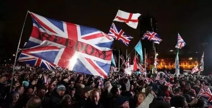 城乡结合部反噬了城里人，英国人这次终于要脱欧了！