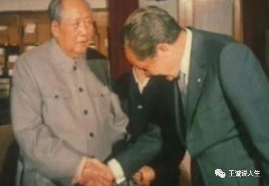 特朗普签署“台湾保证法”，玩火者必自焚！