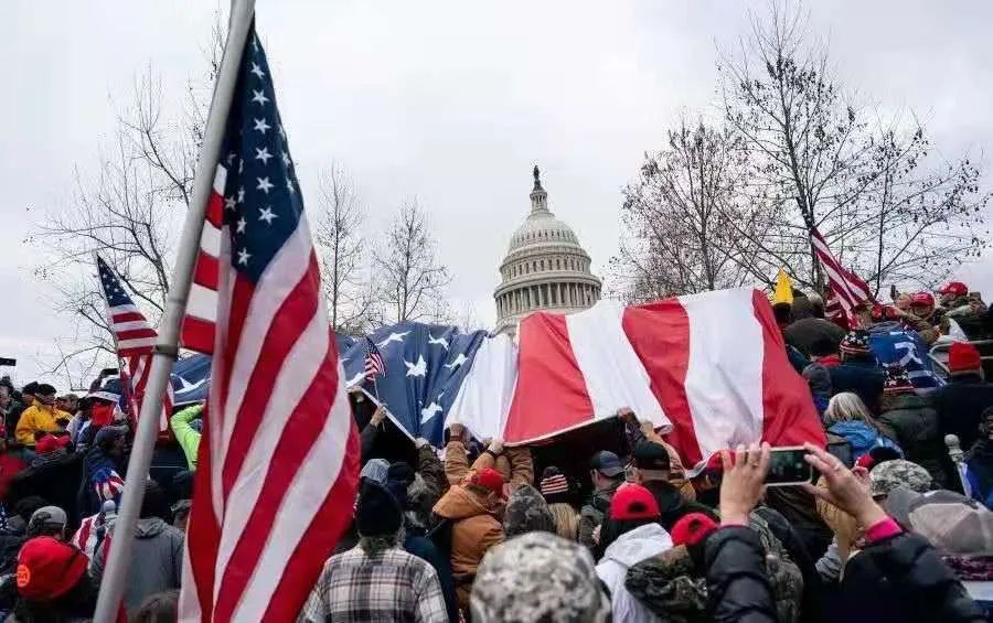 美众议通过罢免草案！六方面分析民主党为什么要对特朗普一路追杀！