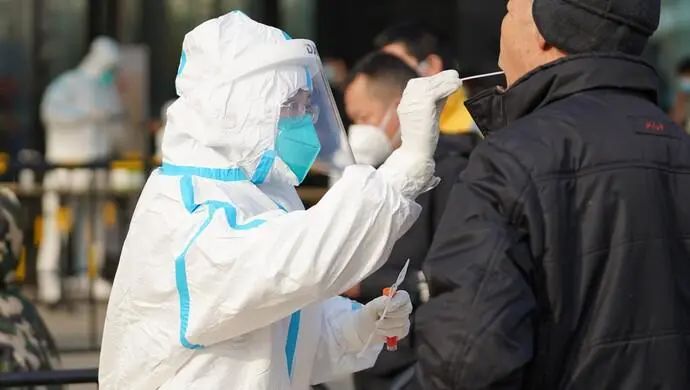 基层抗疫，如履薄冰！
