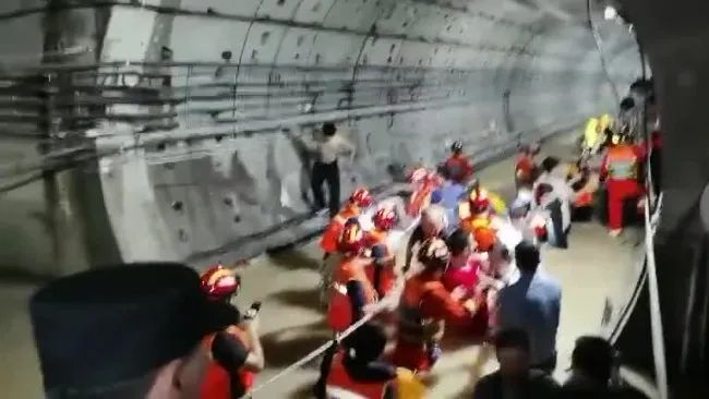 33人死亡8人失踪！河南暴雨有4大启示！