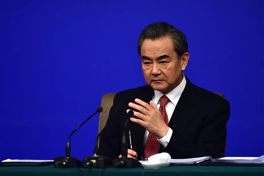 今天的中美会谈，像极了1949北平和谈！