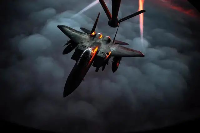 刚刚，世界发生两件大事！都与中国有关！