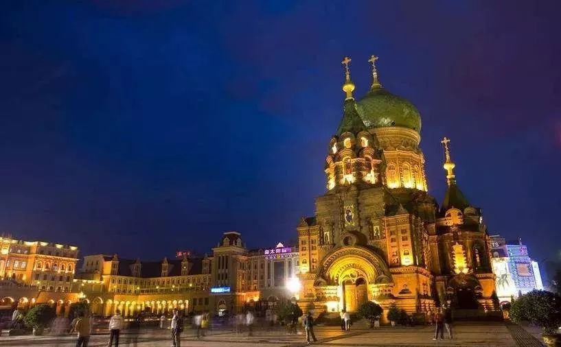 俄罗斯何以至此：苏联的崩溃，寡头们的狂欢和灭亡！