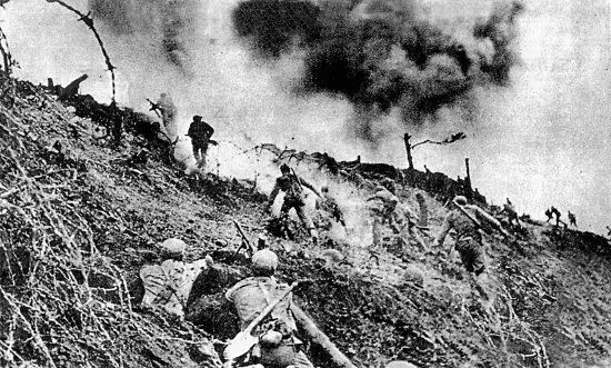 同样的坑道战，为何志愿军能守住上甘岭，而硫磺岛的日军却只落得全军覆没的下场？