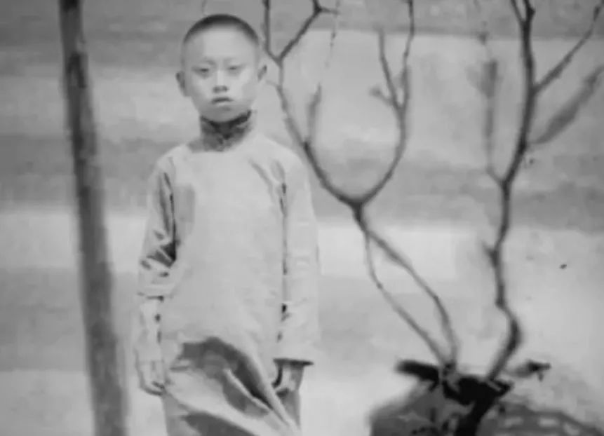 “隐身”28年后，他的名字终于解禁！