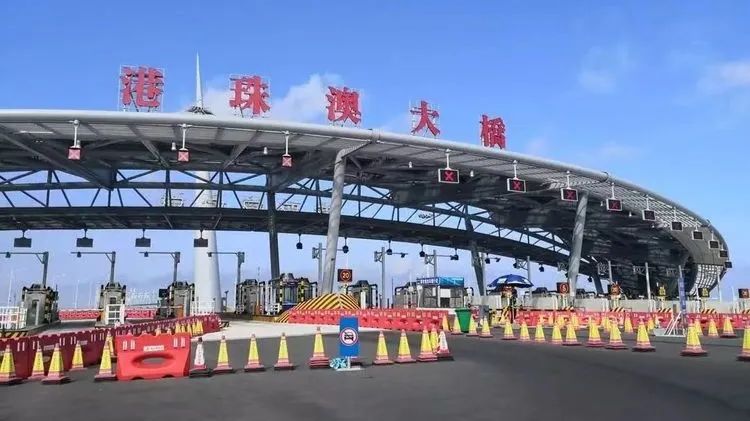 斥资1200亿，港珠澳大桥为什么很凉？