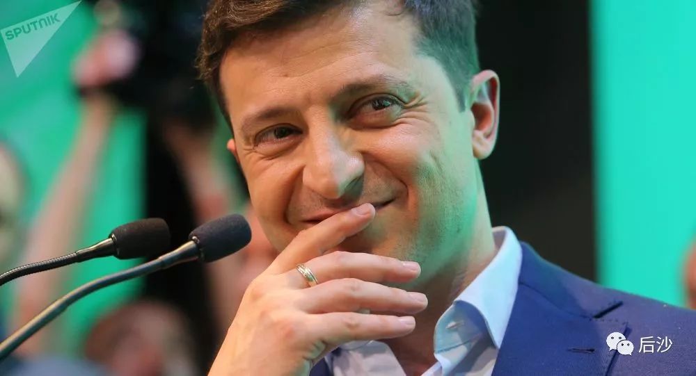 “民主楷模”？前总统与现总统互称叛国贼！