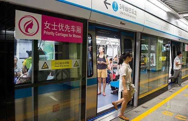 执政者不要人为制造矛盾！