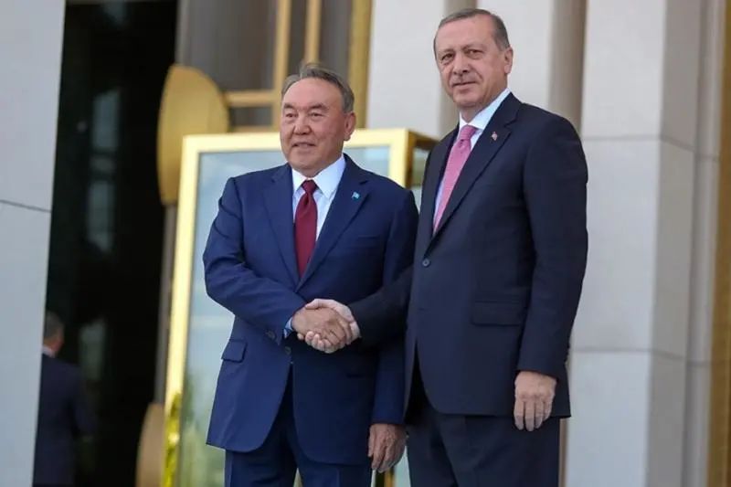 哈萨克的宣武门？