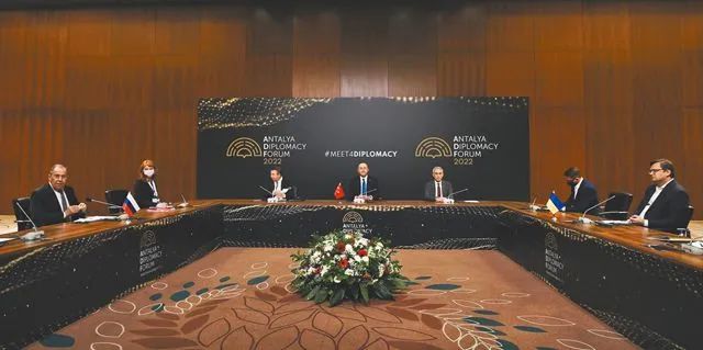 北约威胁开战，普京如何应对？！