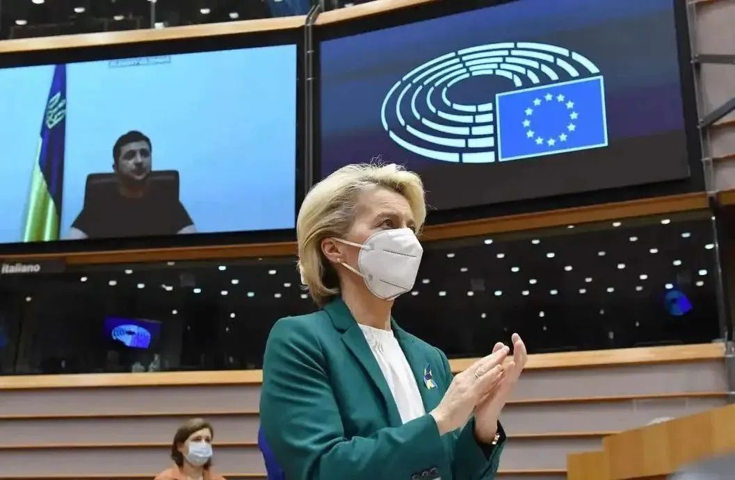 乌克兰坏了行规，损遍大国的下场是亡国！