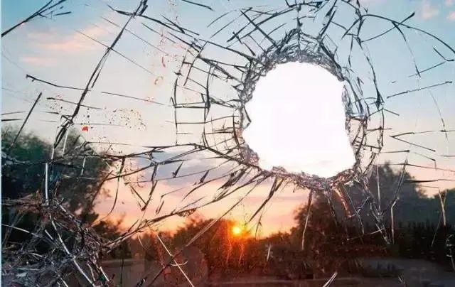 铁幕将至？不，这只是黎明前的片刻黑暗！