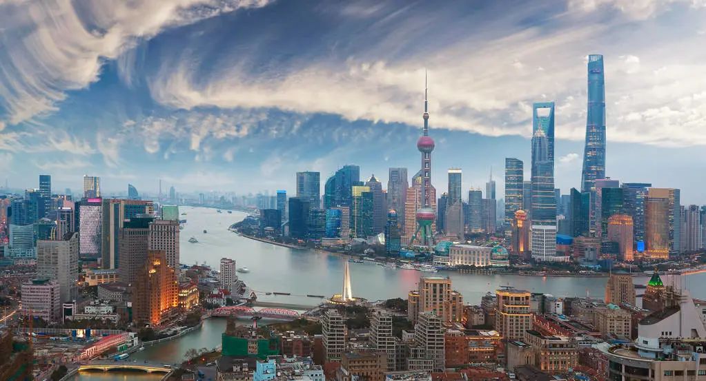 全球动荡之下，中国因何如此重要？