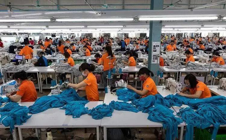 产业链转移东南亚，谁来关心工人的饭碗？