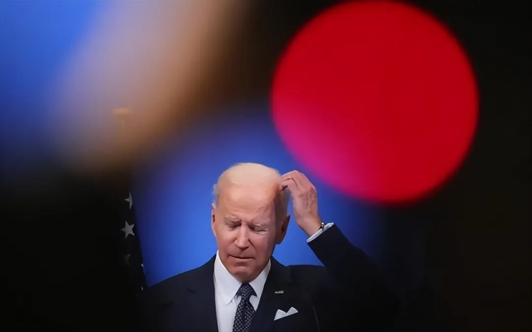 全力遏制中国？美国“后院”起火了！