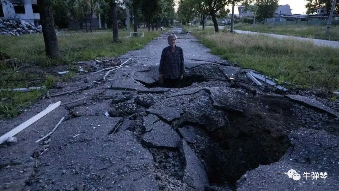 乌军开始袭击俄本土，俄乌之战进入第三阶段！