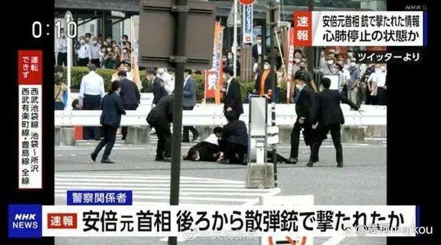 安倍遇刺身亡，最后的裱糊匠退场了！