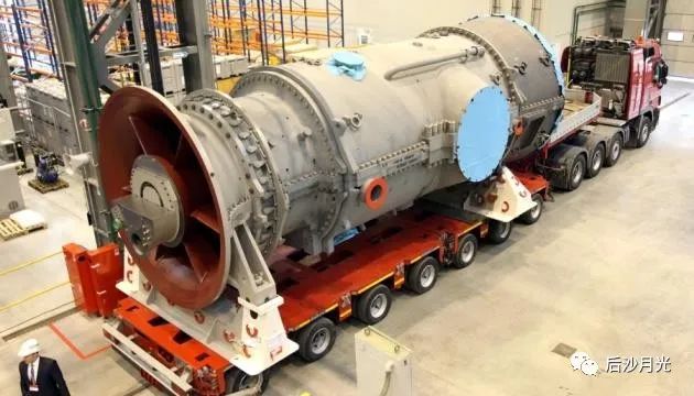 泽连斯基又发脾气了，“ 民主”小船承载不起一台​涡轮机！