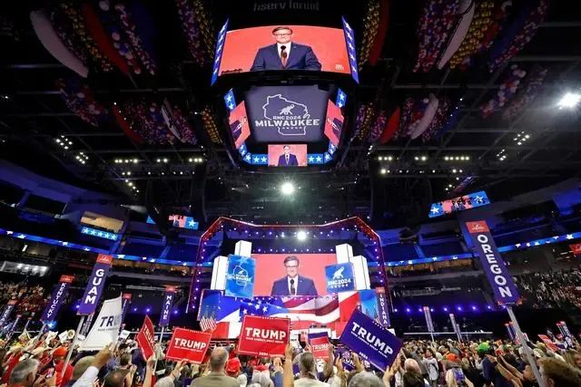 特朗普无法让美国重新伟大，但可能会让美国衰落更体面一点！