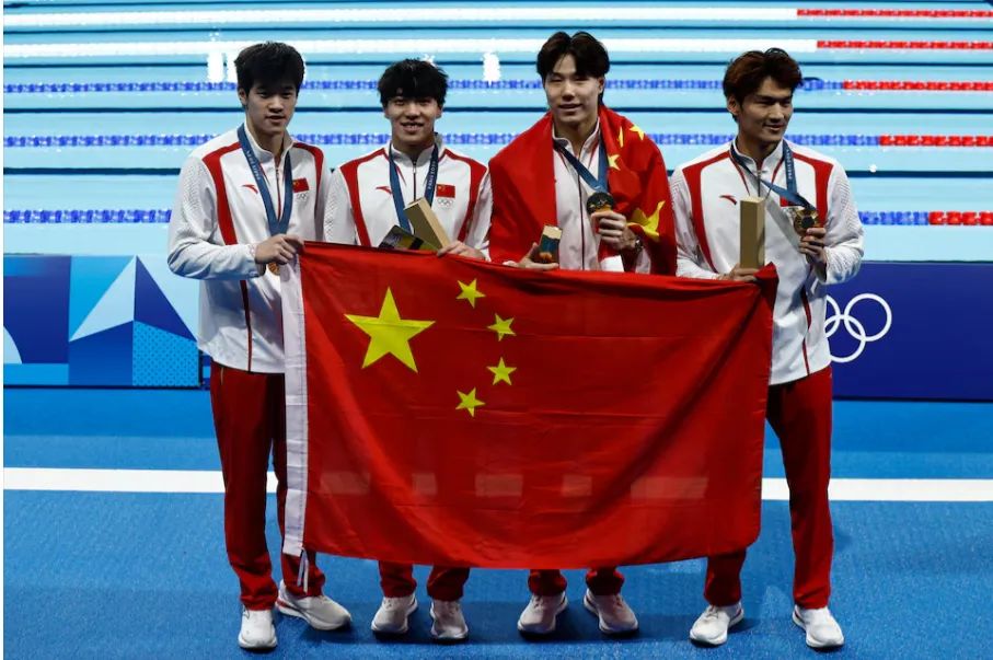 怎么“吹”都不为过的中国游泳队！