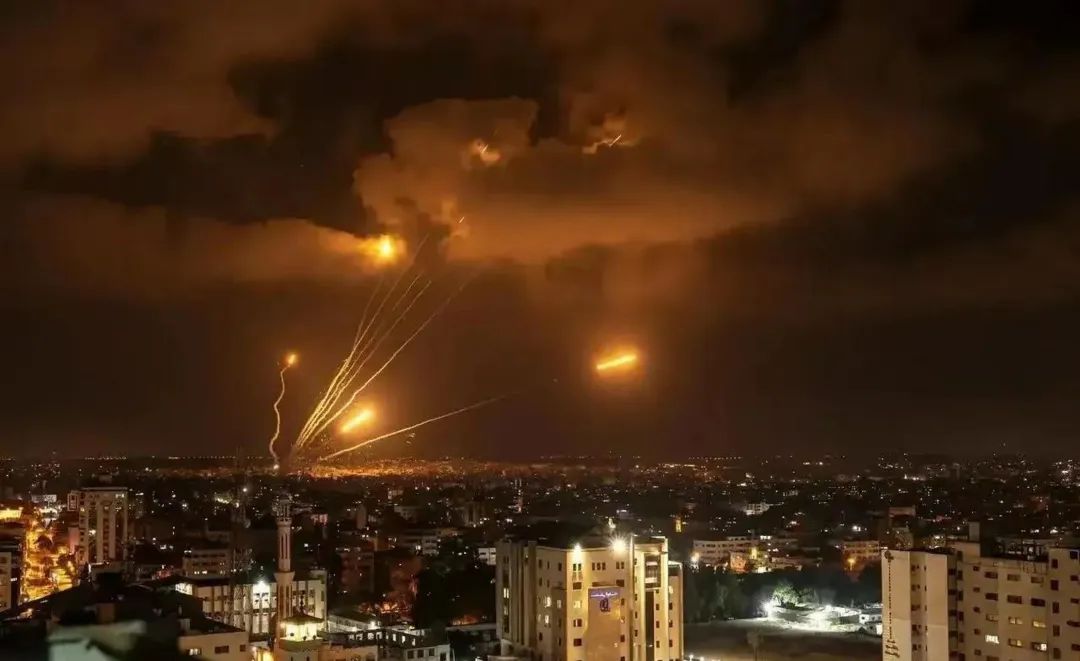 内塔利亚胡的这句话，把伊朗宗教派逼上绝路，终于动手了！