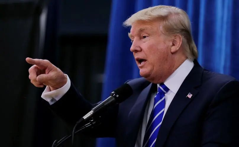 特朗普刚回来，投降派就吓破了胆！