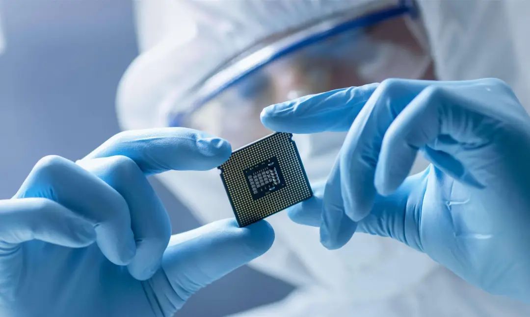 特朗普回归，中美芯片战再度开打！