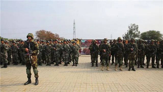 打完缅北反诈战争，巴铁反恐战争启动！