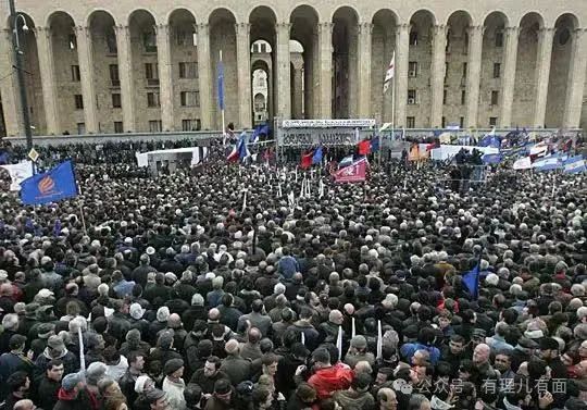 ​格鲁吉亚何时回归平静？