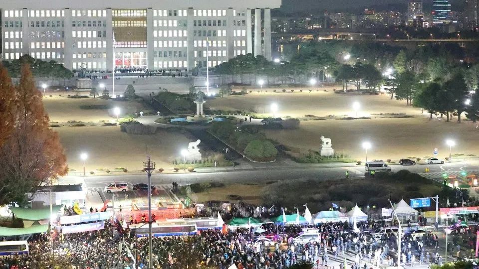 尹锡悦没有一个“好爸爸”！