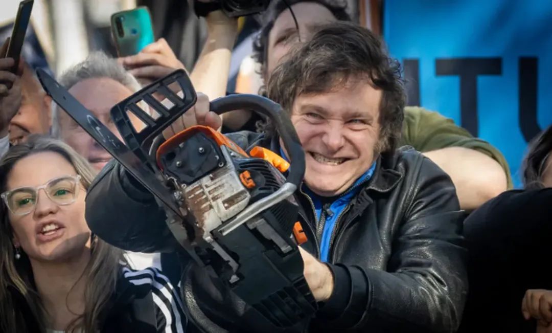 米莱再次疯狂，宣布将取消90%的国家税收！