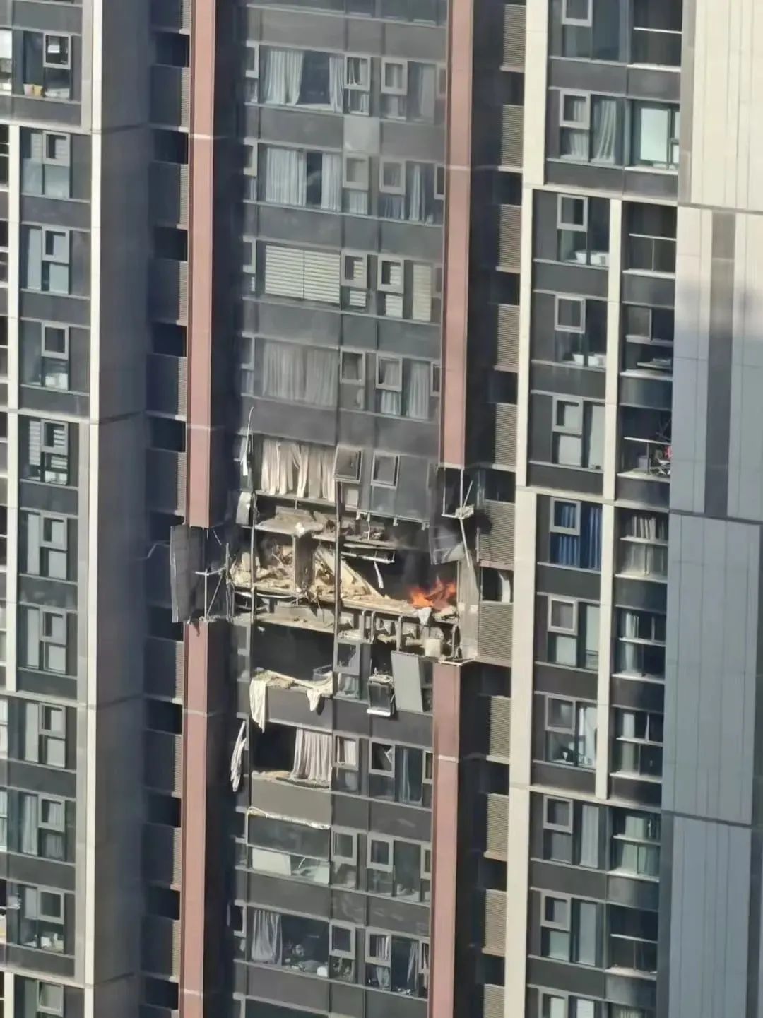 5000万的深圳房子，就这样烧没了！