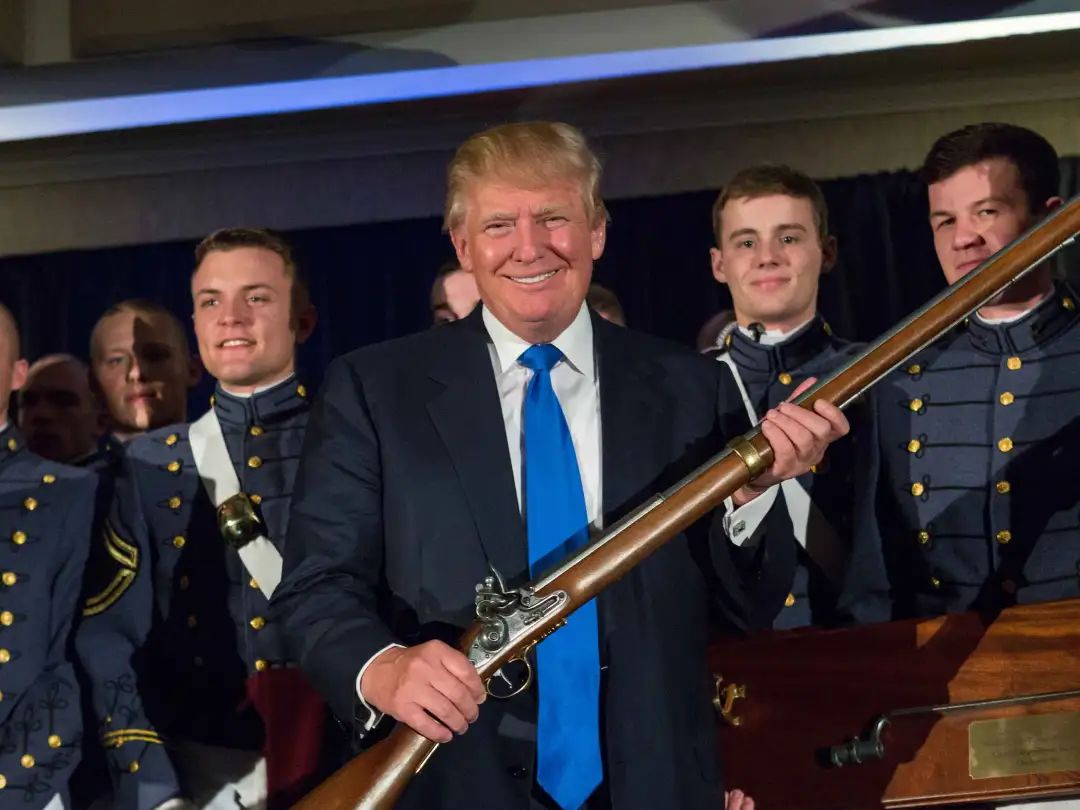 特朗普的三板斧！